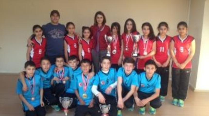 Soma Turgutalp Ortaokulu&rsquo;nun Kros Başarısı