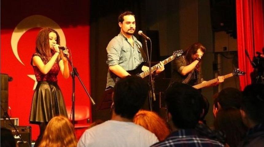 Gen&ccedil; Denizli&rsquo;den 5 Tiyatro Oyunu