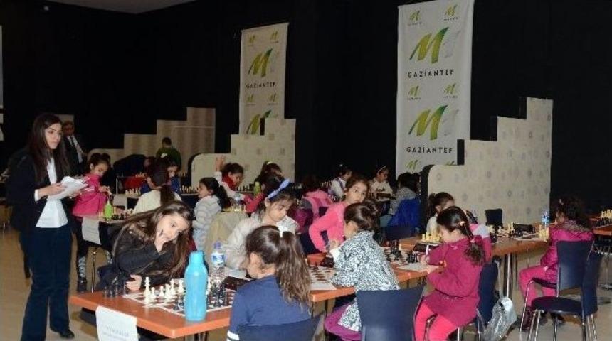 Satran&ccedil; Ustaları Yarıştı