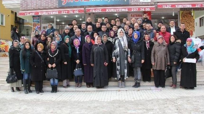 Ak Parti’den İhtiyaç Sahiplerine Yardım