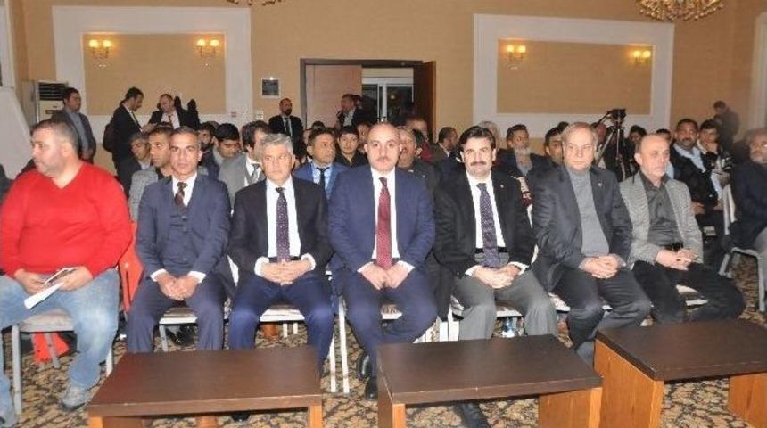 Sakarya&rsquo;da Roman &Ccedil;alıştayı Geniş Katılımla Ger&ccedil;ekleşti