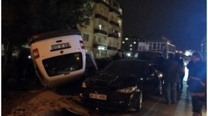 Başkent&rsquo;te Trafik Kazası: 4 Yaralı