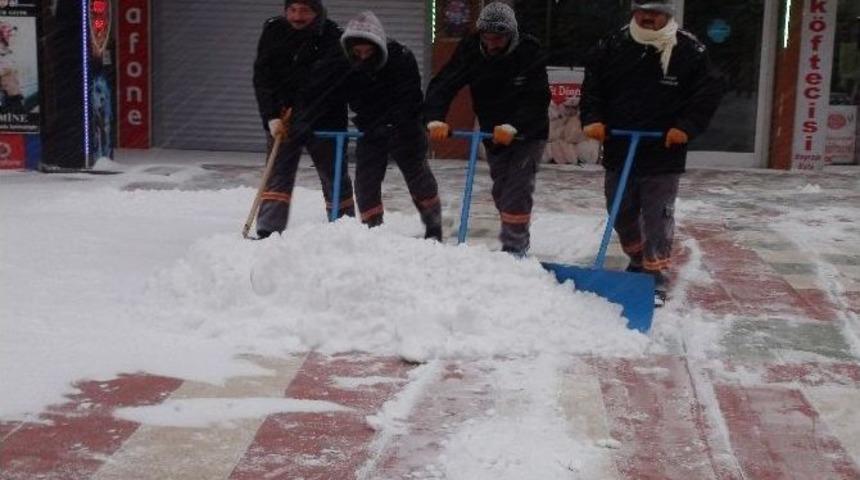 Yozgat&rsquo;ta Kar Okulları Tatil Ettirdi