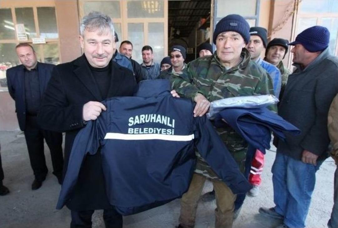 Saruhanlı Belediye Personeline Yeni İş Elbisesi