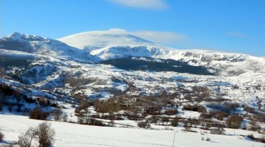 Eksi 20 Dereceyi G&ouml;ren Posof Buz Tuttu