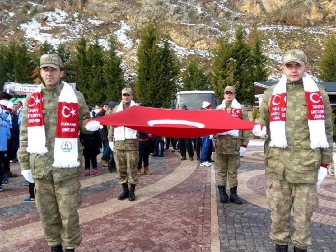 Sarıkamış Şehitleri İ&ccedil;in Y&uuml;r&uuml;d&uuml;ler