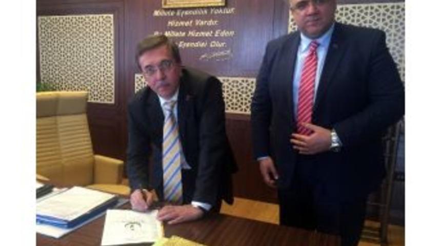 Başkan &Ccedil;etin Organlarını Bağışladı