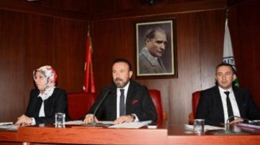 İzmit Belediyesi 2016 Yılının İlk Meclisini Topluyor