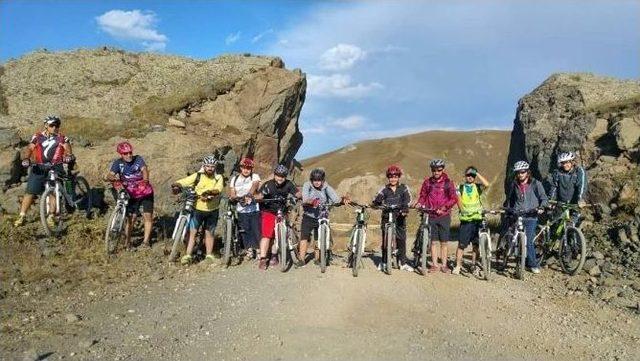 Trabzon’da Pedallar Sürdürülebilir Yaşam İçin Dönecek