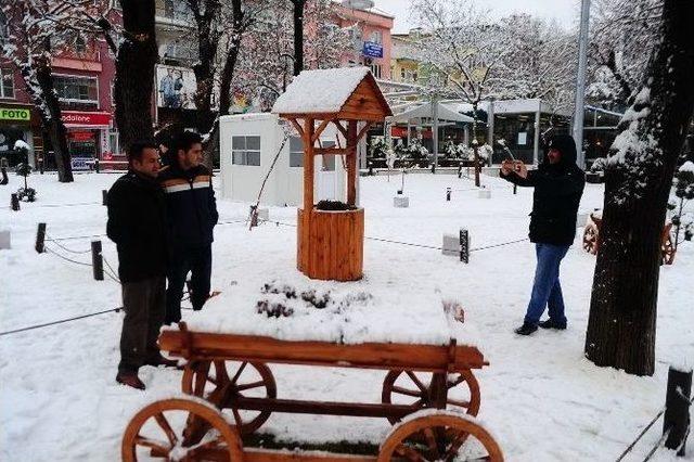 Uşak Beyaz Örtüye Büründü