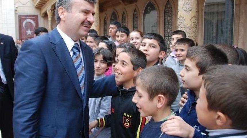 İstiklal Harbi Şehitleri Abidesi&rsquo;ne İlgi Artıyor