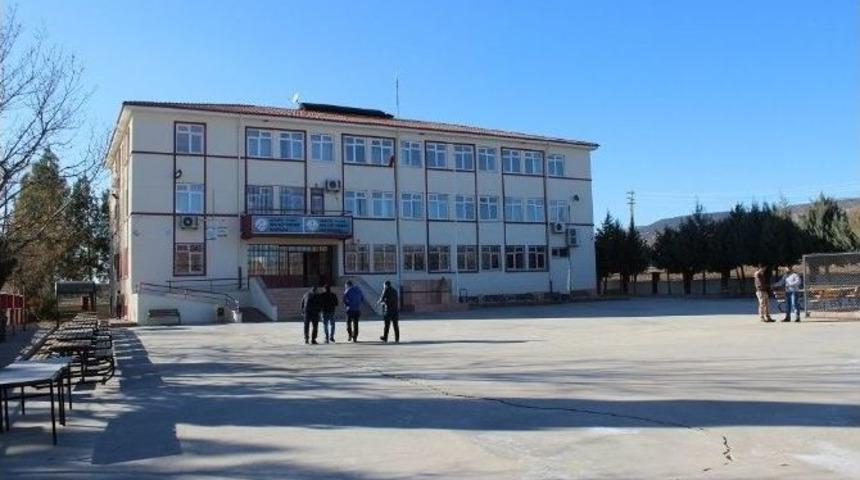 A&ccedil;ık &Ouml;ğretim, Ortaokul Ve Lise Sınavları Yavuzeli&rsquo;nde Yapıldı