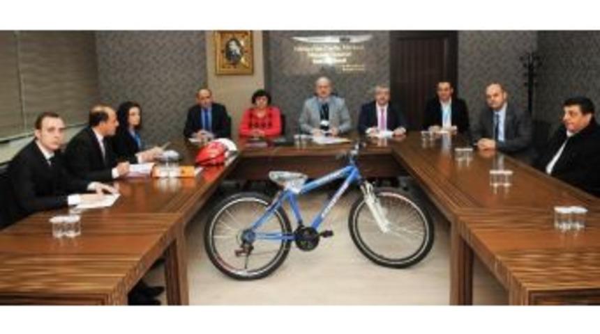 &Ouml;ğretmenlerin Bisikletleri Tamam