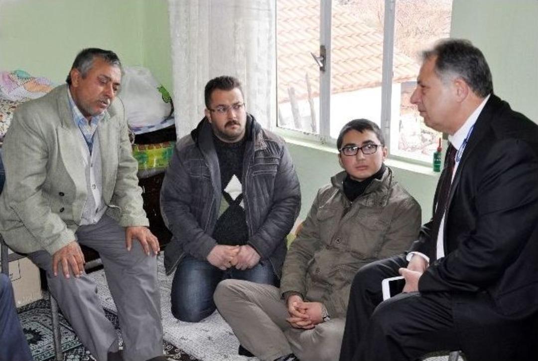 Aydın Şehidine Ağlıyor