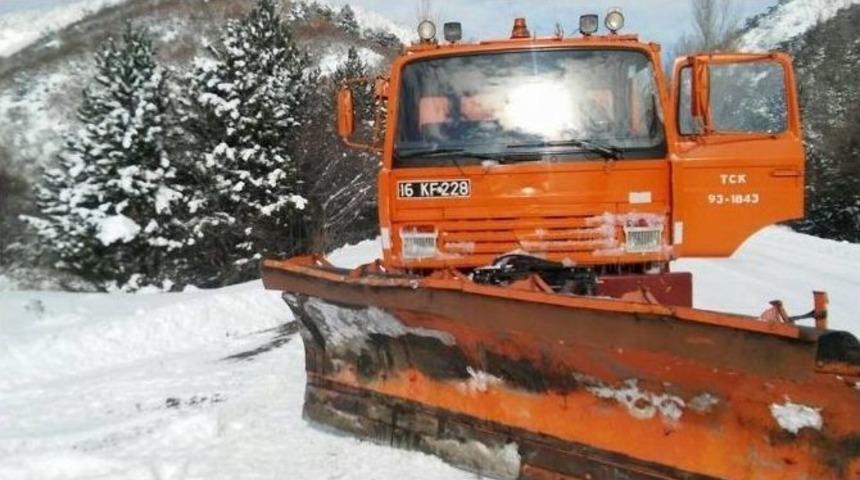 Kar K&uuml;reme Aracı İle Minib&uuml;s &Ccedil;arpıştı: 1 Yaralı