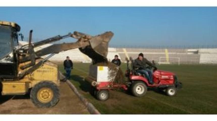 Bandırma 17 Eyl&uuml;l Stadyumu&rsquo;nda Bakım &Ccedil;alışmalarına Başlandı