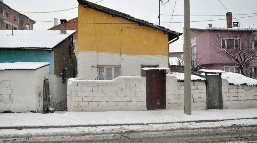 Karbonmonoksit Gazından Zehirlenen Baba İle Oğlu Öldü