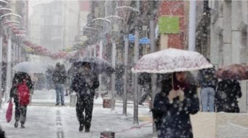 Giresun&rsquo;da Okullar Salı G&uuml;n&uuml; De Tatil