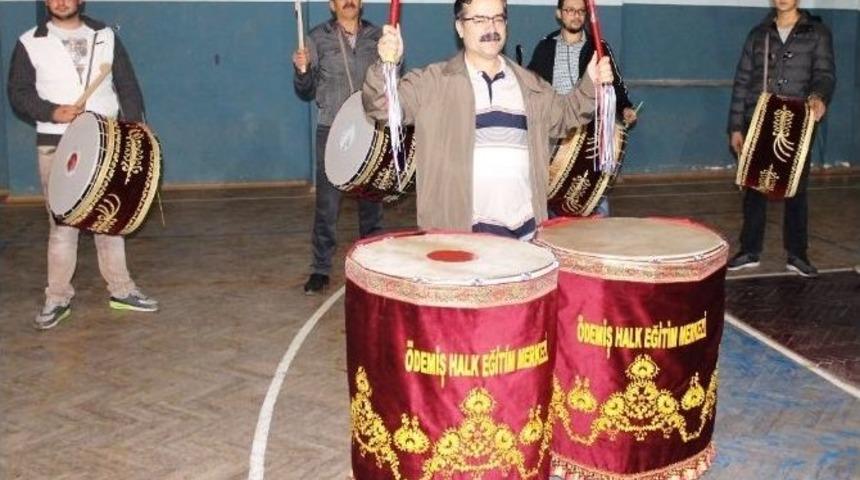 &Ouml;demiş&rsquo;te Mehteran Kursu Gen&ccedil;leri Bekliyor