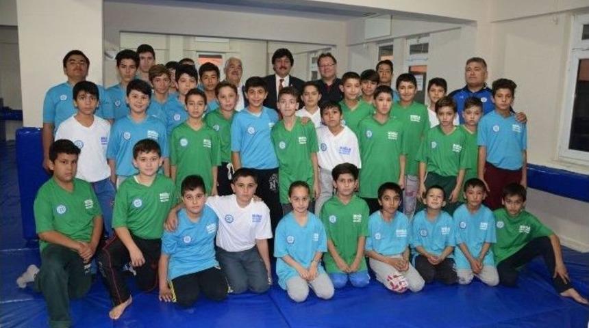 B&uuml;y&uuml;kşehirden, Ata Sporuna Destek