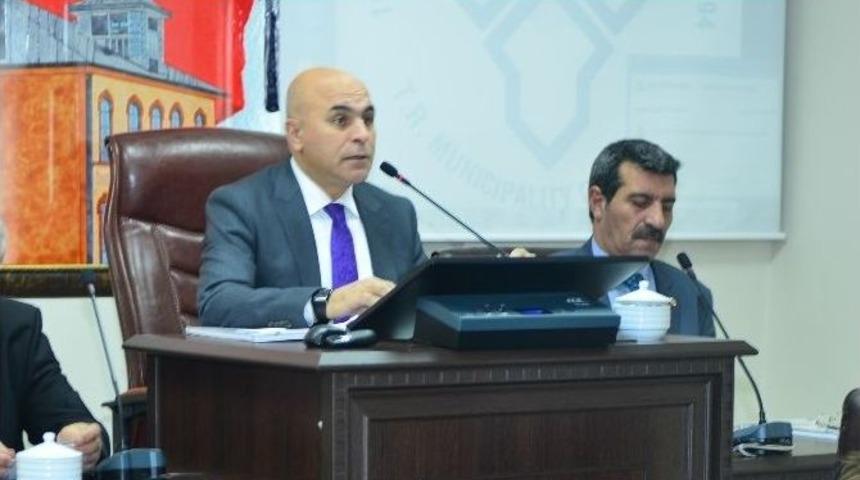 Ali Korkut: "g&uuml;neydoğu&rsquo;da Sergilenen Oyunları Biliyoruz"