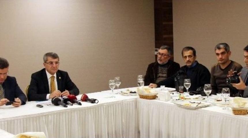 Ak Parti&rsquo;li Serdar: &ldquo;ter&ouml;r &Ouml;rg&uuml;t&uuml; İşsizler İle &Ccedil;ocukları Kullanıyor&rdquo;