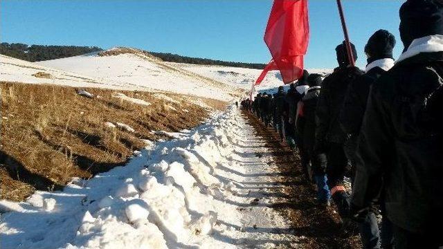 Başakşehirli İzciler, Milli Bilinç Kampı’nda Sarıkamış Şehitlerini Andı