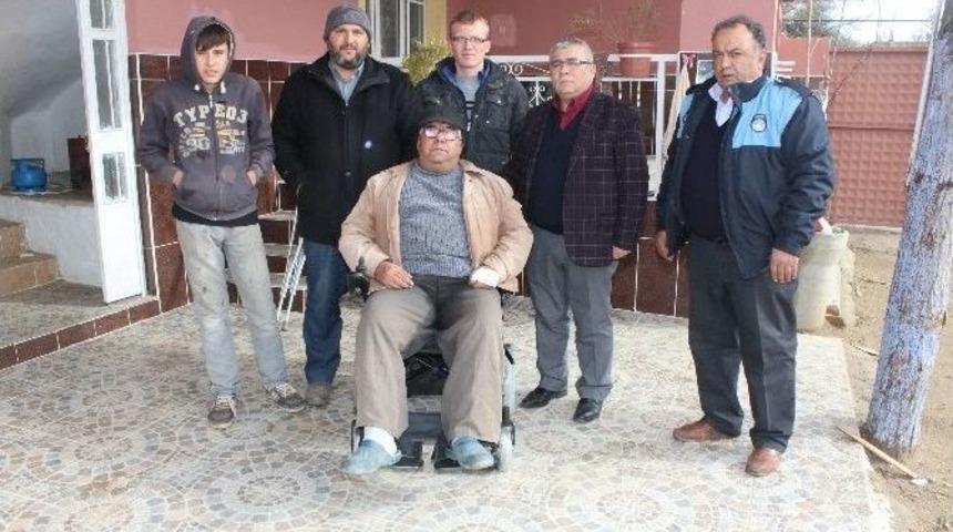 Başkan Kara&ccedil;oban Bir Engelliyi Daha Sevindirdi