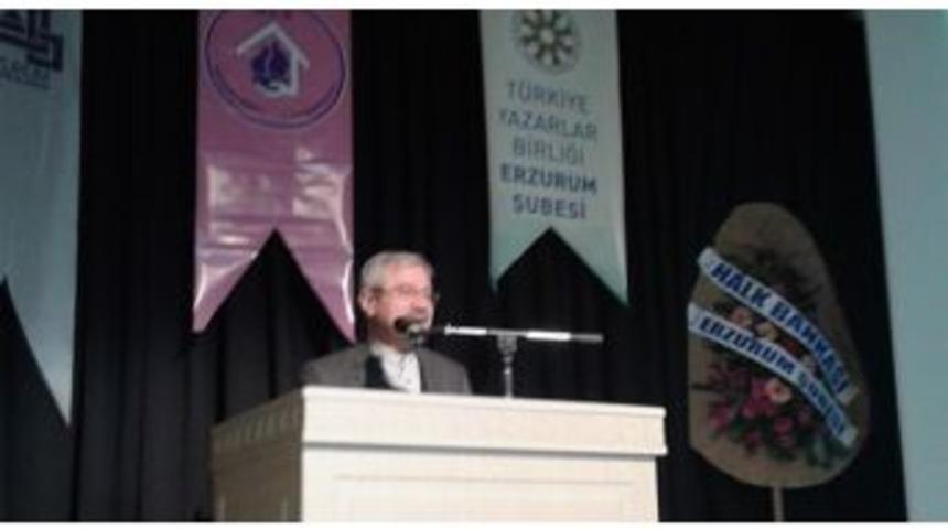 D. Mehmet Doğan &ldquo;ahl&acirc;k Adamı Akif&rdquo; Konferansında Konuştu