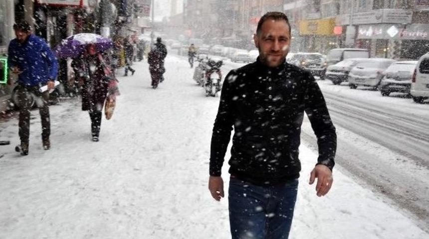 Nevşehir&rsquo;de Kar Yağışı Etkili Olmaya Devam Ediyor