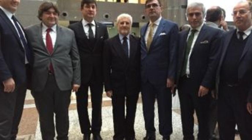 Şehit Savcının Babası, Oğlunun Diktiği Elbiseyi Giydi