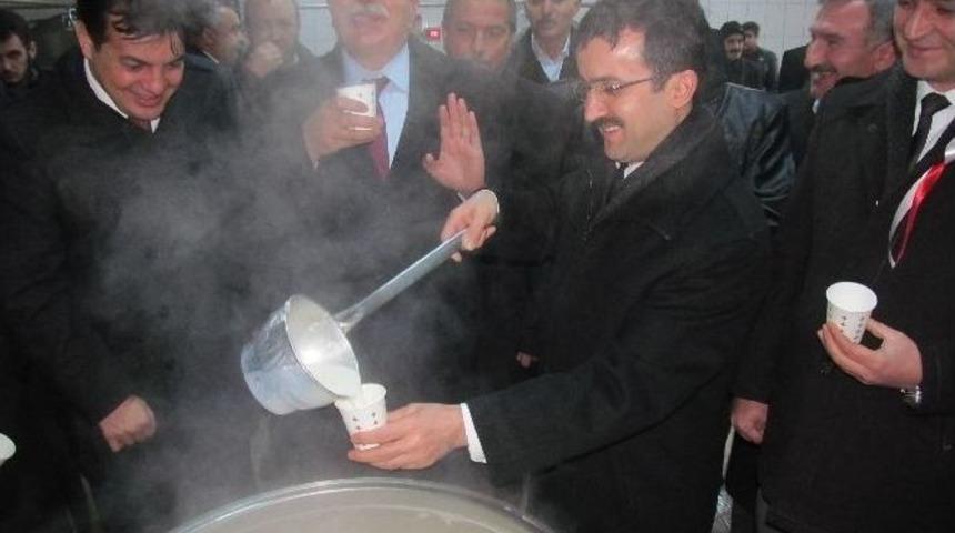 Turhal S&uuml;t &Uuml;reticileri Birliği A&ccedil;ıldı