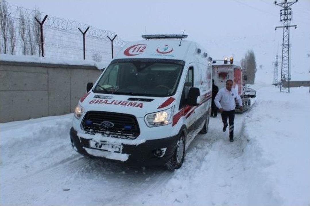 Muş&rsquo;ta Hasta Kurtarma Operasyonu