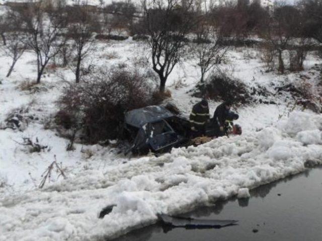 Sandıklı’da Trafik Kazası; 1 Ölü, 3 Yaralı