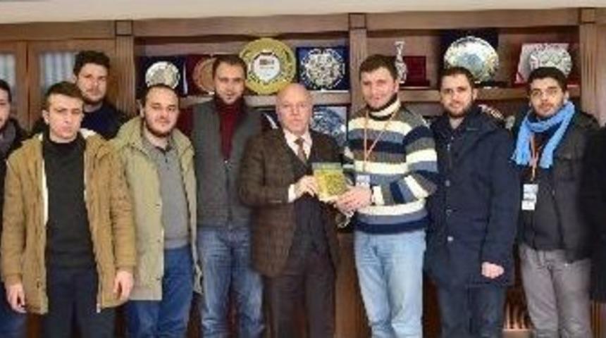 Ak Parti Sakarya İl Gen&ccedil;lik Kolları &Uuml;yeleri, Sekmen&rsquo;i Ziyaret Etti