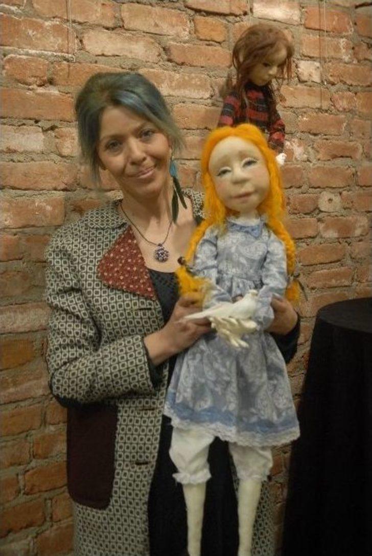 Arzu’nun Bebekleri Barış Çağrısı Yaptı G4