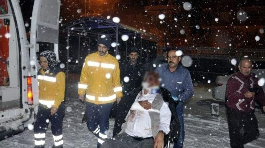 Gerger&rsquo;de Kaza: 3&rsquo;&uuml; Ağır 6 Yaralı