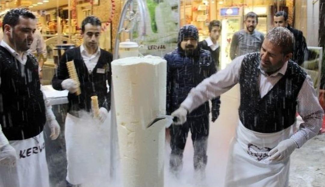 Karda Dondurma Keyfi