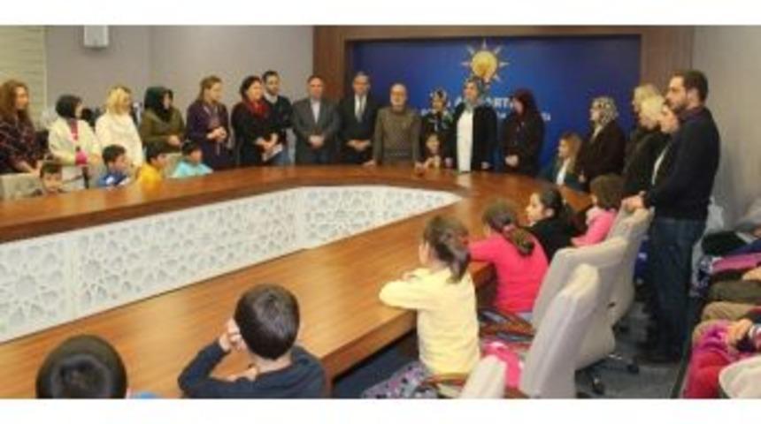 Ak Anneler Y&uuml;rekleri Isıttı