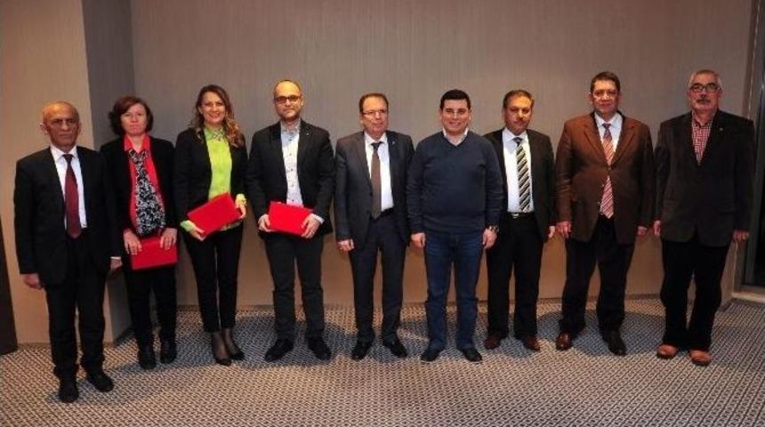 Akbb’den Jüri Üyelerine Yemek