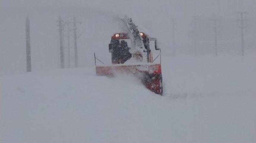 Bitlis&rsquo;te 164 K&ouml;y Yolu Ulaşıma Kapalı