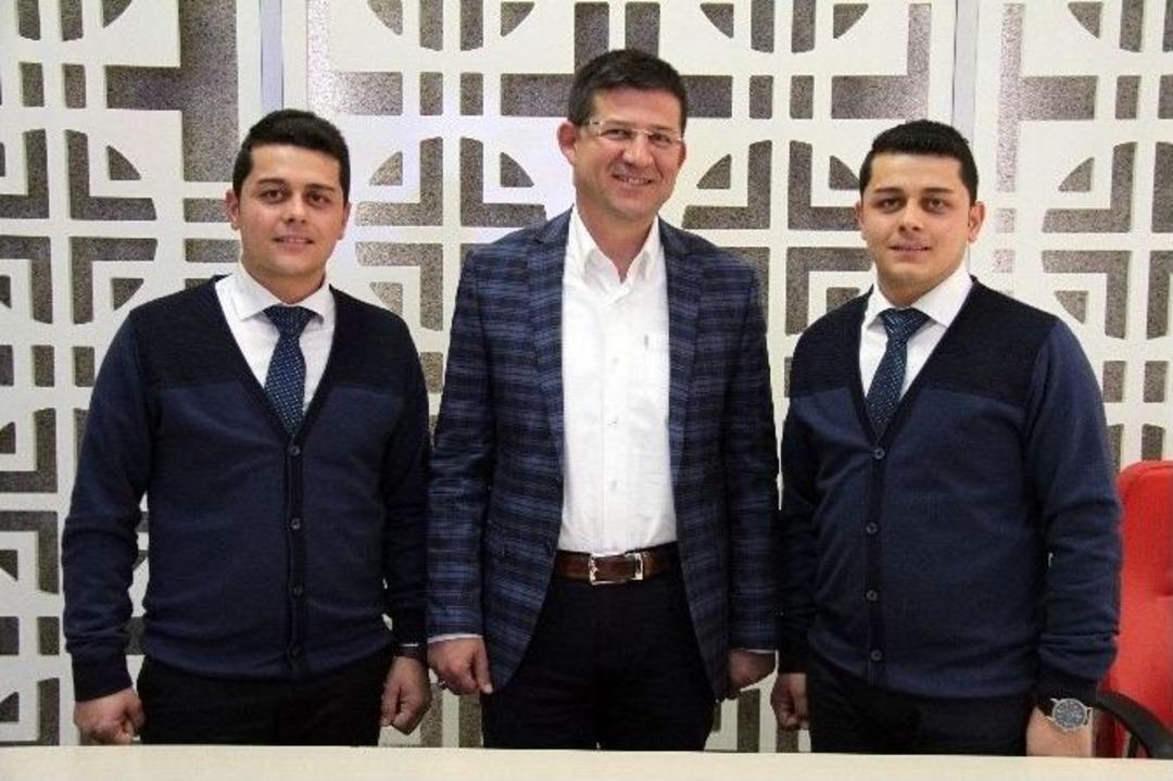 Aynı Yerde Okudular, Aynı Yerde Askerlik Yaptılar, Şimdi De Aynı Yerde &Ccedil;alışıyorlar