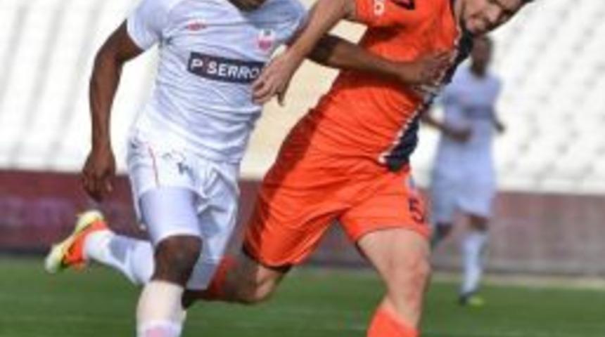 Alima Yeni Malatyaspor&rsquo;da Yeni Transfer Azuka Izu Kampa Katıldı