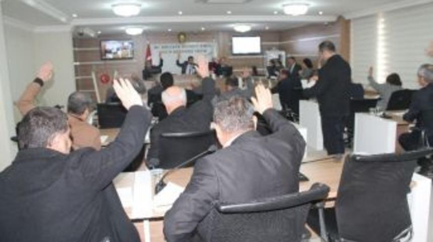 İl Genel Meclisinde İstifa Sesleri