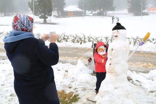 Denizli’de Yaylada Kar Keyfi