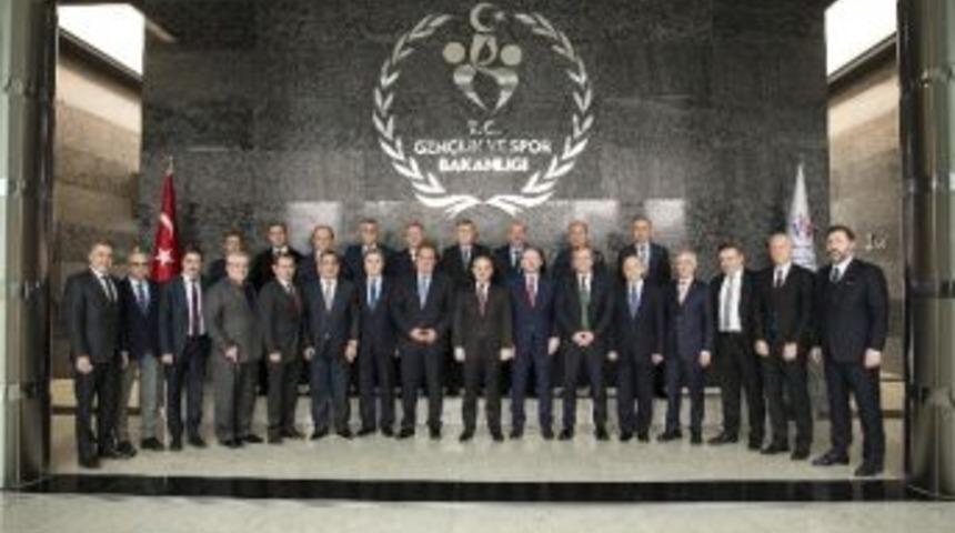 Bakan Kılı&ccedil;: "kul&uuml;pler Yasası 2016 Yılı İ&ccedil;erisinde &Ccedil;ıkacak&rdquo;