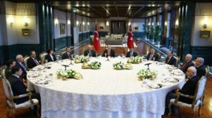 &Uuml;&ccedil; Kuvvetin Başkanları Beştepe&rsquo;de