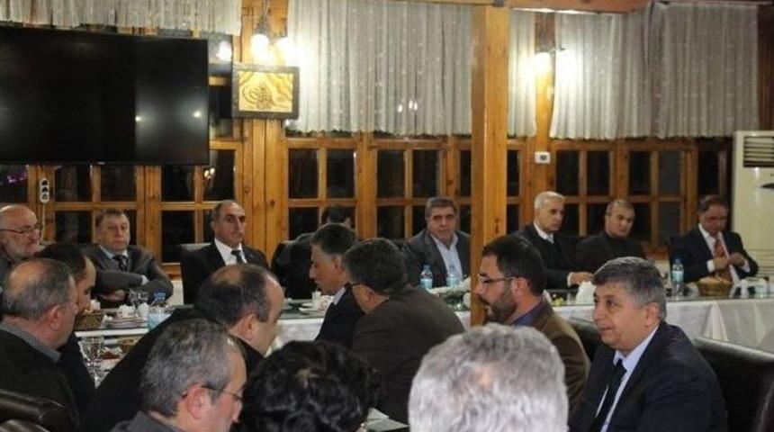 Başkan &Ouml;zdemir 2015 Yılı &Ccedil;alışmalarını Değerlendirdi