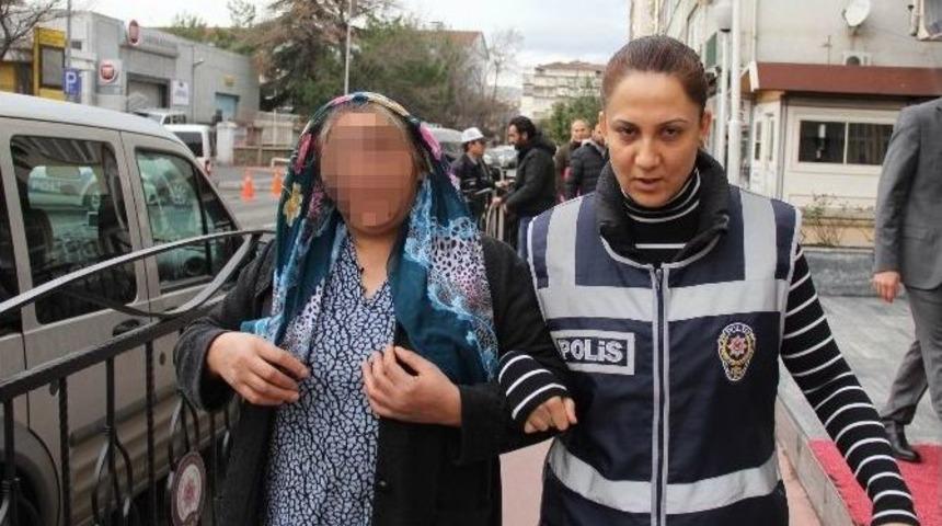 Oğullarıyla Temizlik Yaptığı Evi Soydu