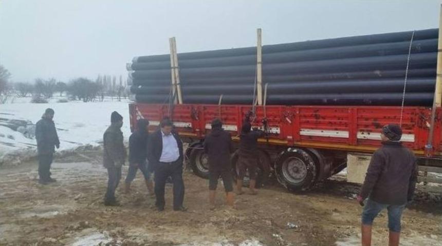 Sandıklı Akharım Beldesinin İ&ccedil;me Suyu Hattı Yenileniyor